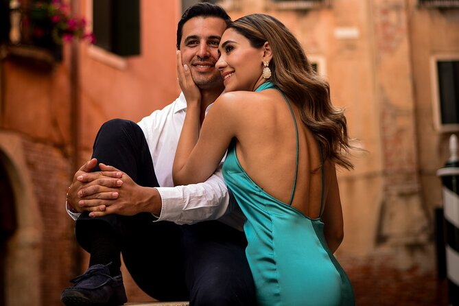 Luxurious Photoshoot in Venice - Forty-Five Edited Images and the Real Value