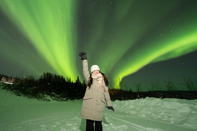 Luxury RV Small Group Aurora Chasing Tour with Photography - A small group with a friendly, personal feel