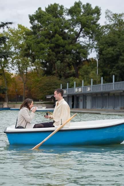Madrid: Professional photoshoot in the Retiro park - Why a Retiro Park photo session works