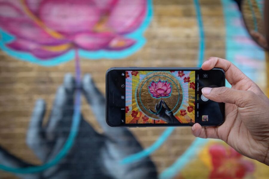 Málaga: Creative Urban Photography Workshop - Old-town architecture and careful framing