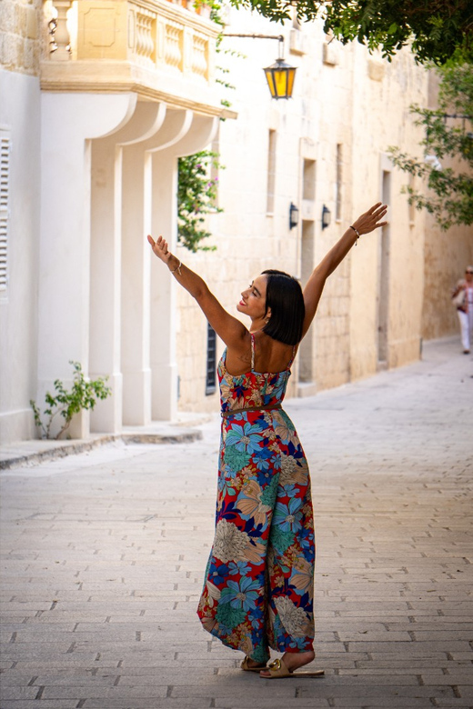 Malta: Romantic Couples Photoshoot - Twenty or more finished images