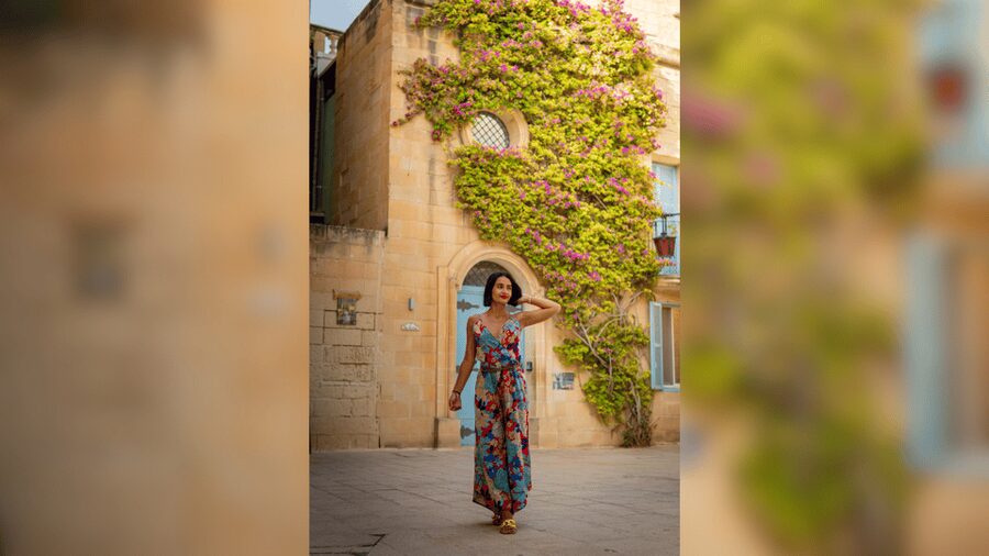 Malta: Romantic Couples Photoshoot - Choosing Mdina, Valletta, or the coast