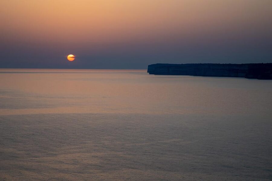 Malta: Sunset Group Tour with Pro Photographer - Key points at a glance