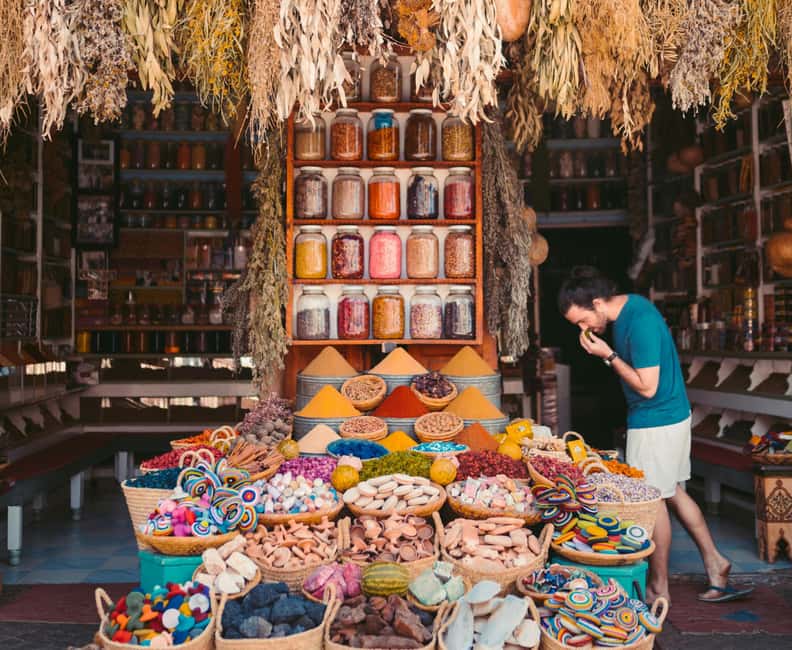 Marrakech: Private Photoshoot in Marrakech - The riad option: patterned rooms and quieter portraits