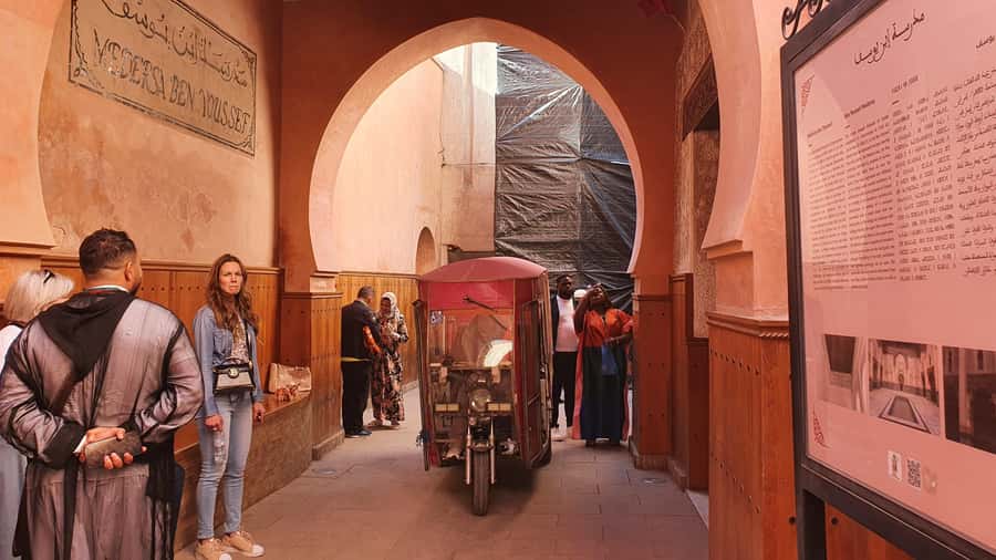 Marrakech Tuk-Tuk Tour with Photography Museum+Secret Garden - Markets, souks, and the old Medina