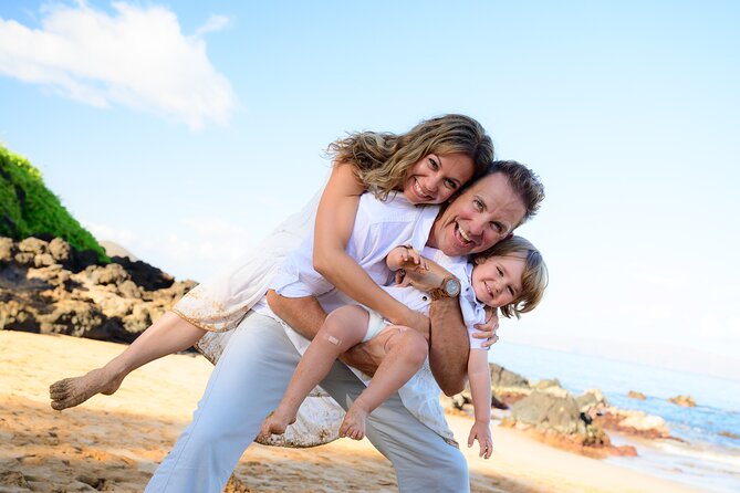 Maui Family and Couple Beach Photo Session - What happens during the 60-minute session