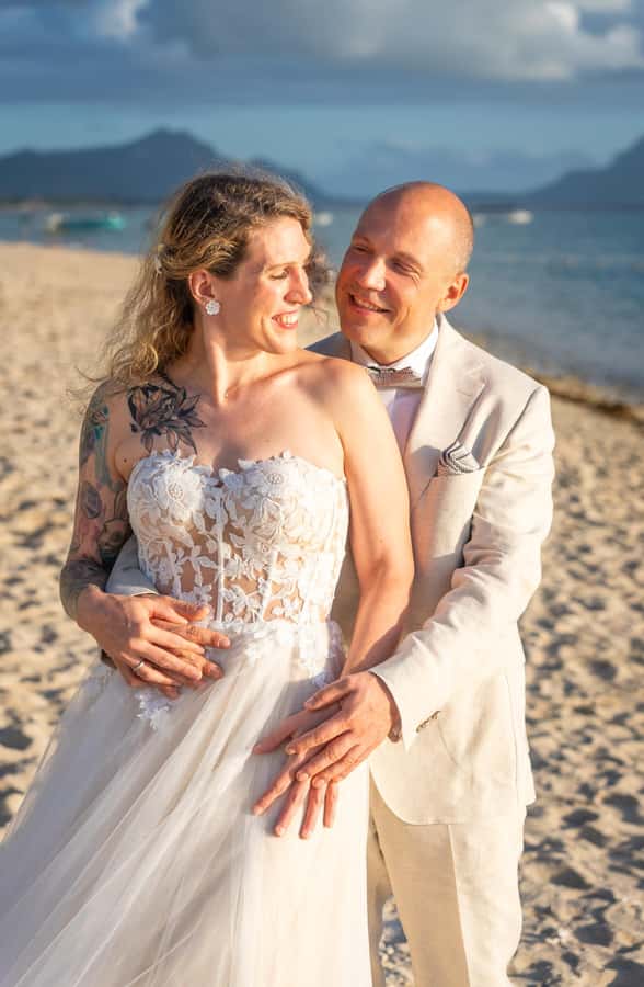 Mauritius: Sunset photoshoot (Honeymoon/family shoots) - How to prepare for better photographs