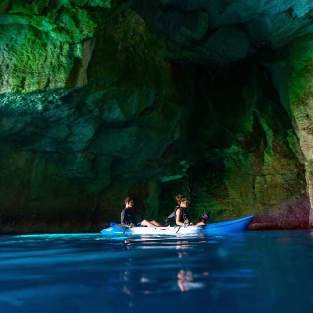 MENORCA: Kayak cave route + photo session. - Cova d’en Xoroi from the sea
