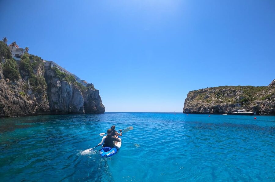 MENORCA: Kayak cave route + photo session. - Cales Coves and the Mahón cheese stop