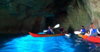 MENORCA: Kayak cave route + photo session.