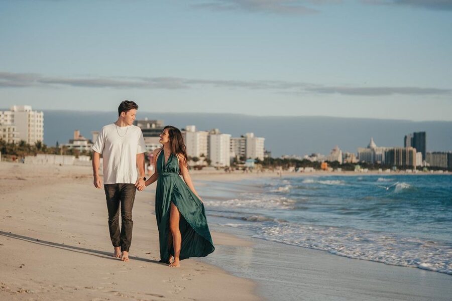 Miami Beach Professional Photoshoot - A documentary style with useful direction