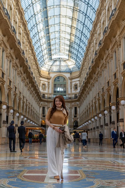 Milan: Duomo Square and Gallery Private Photo Shoot - Choosing the Premium Sforza Castle option
