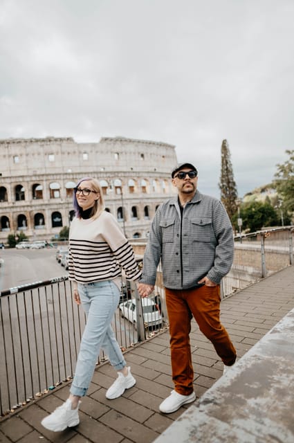 Mini Photo-session at Colosseum with Photographer - Who will enjoy this most