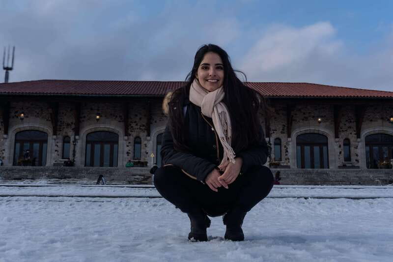 Montreal: Professional Photo Session with Delivery - Planning the time, meeting point, and weather