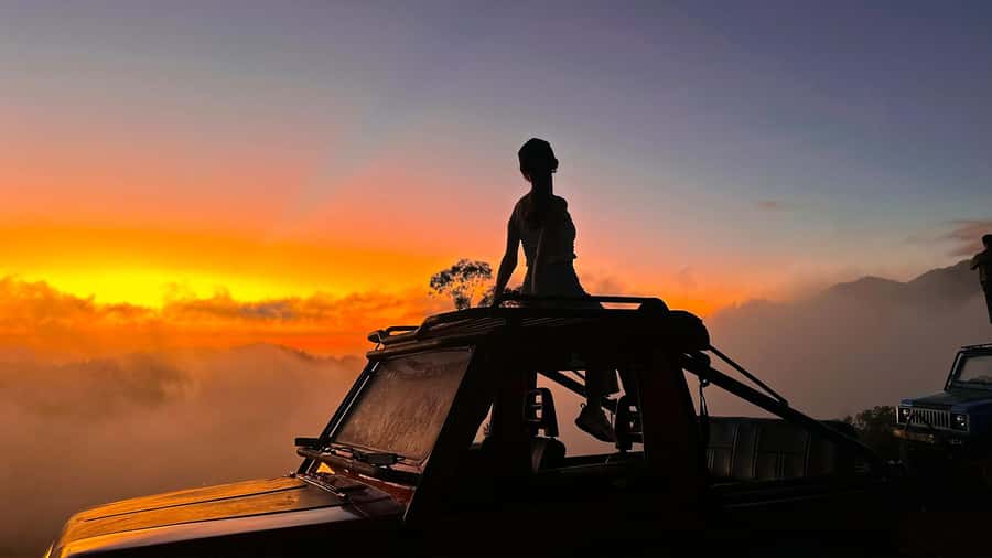 Mount Batur: Sunset/Sunrise 4WD Jeep Tour with Photographer - Key points to know before booking
