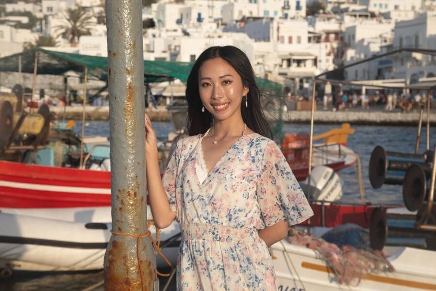 Mykonos: 1 hour private photo session in Mykonos Town - What You Receive Within 24 Hours