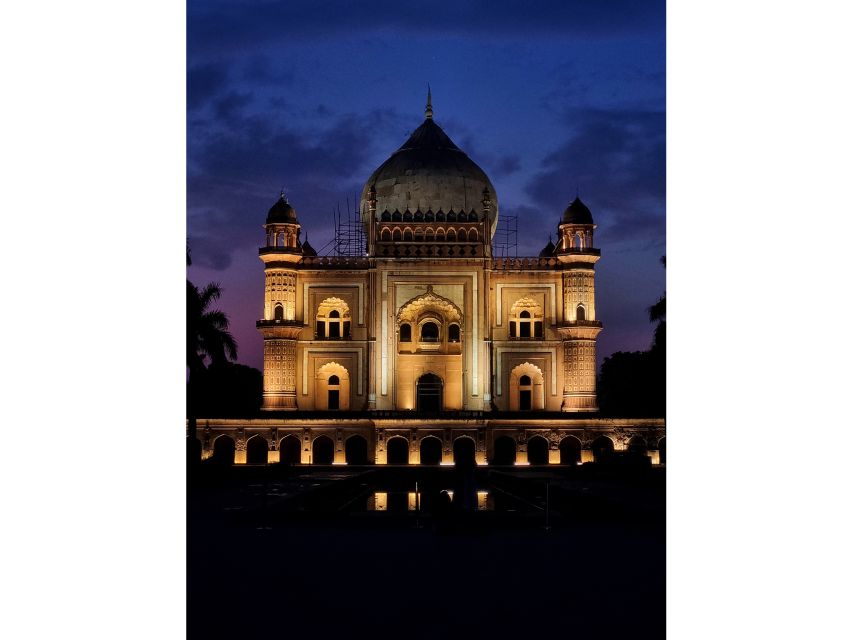 New Delhi: Guided Night Photography & Heritage Tour of Delhi - Safdarjung Tomb under evening lights