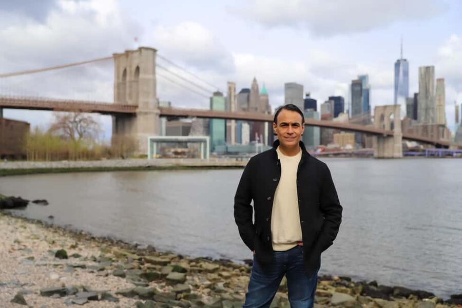 New York: 1-hour Photoshoot in Iconic Locations - Price and value at $150 per person