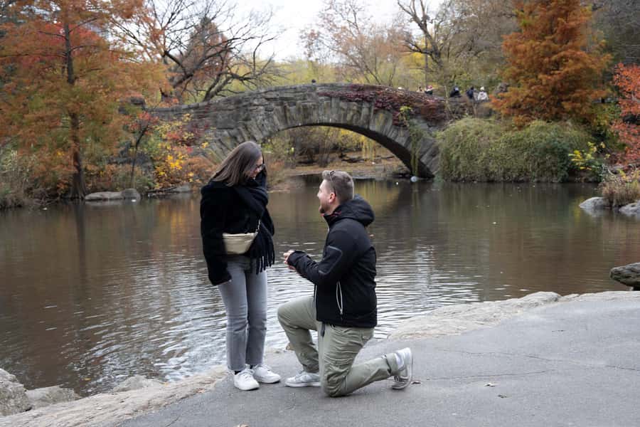 New York City or Brooklyn: Photoshoot in Iconic Locations - Who will get the most from this experience?