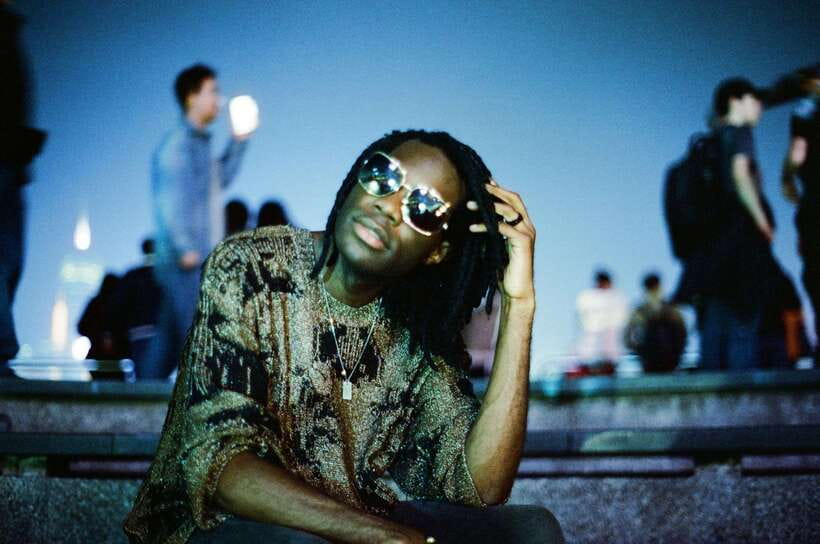 Night Photoshoot in Hong Kong: Cinematic, Moody, Personal - Meeting Ashley and finding your visual style