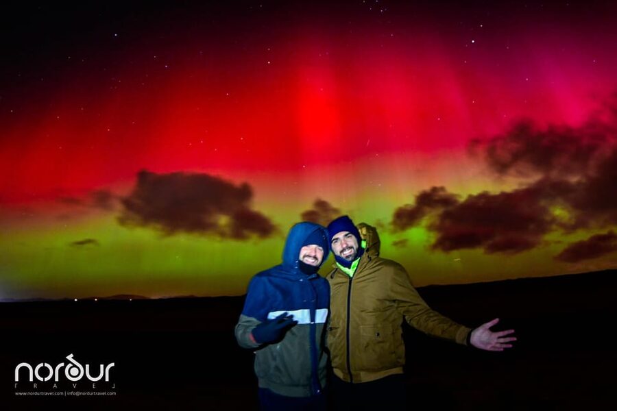 Northern Lights: 4x4 Adventure with Treats, Photos & Cocoa - Guides who make the difference