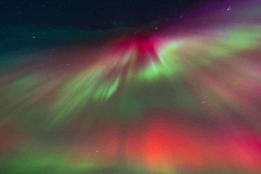 Northern Lights 4x4 Super, Photos, Hot Cocoa, Pastries - Why the photo service matters after dark