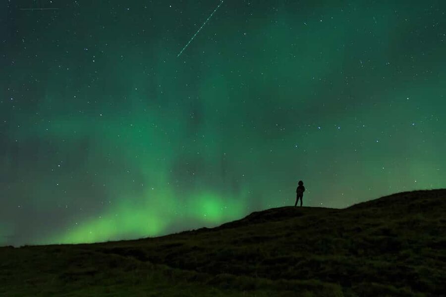 Northern Lights 4x4 Super, Photos, Hot Cocoa, Pastries - What the four-hour route feels like