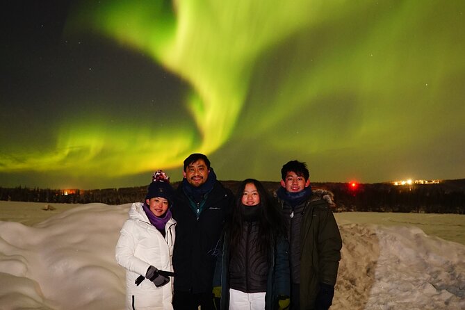 Northern Lights (Aurora Borealis Viewing) Chasing with Photography in Fairbanks - Comfort: warm vehicles, exposed viewing
