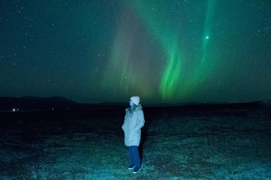 Northern Lights in Mini Bus, Photos, Hot Cocoa and Pastries - What the four-hour itinerary feels like