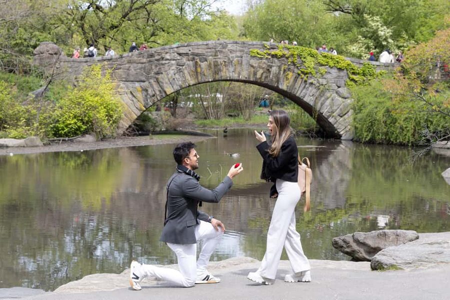 NYC: Surprise Proposal Photoshoot - Capture the Yes Forever - How the photographer captures the actual yes