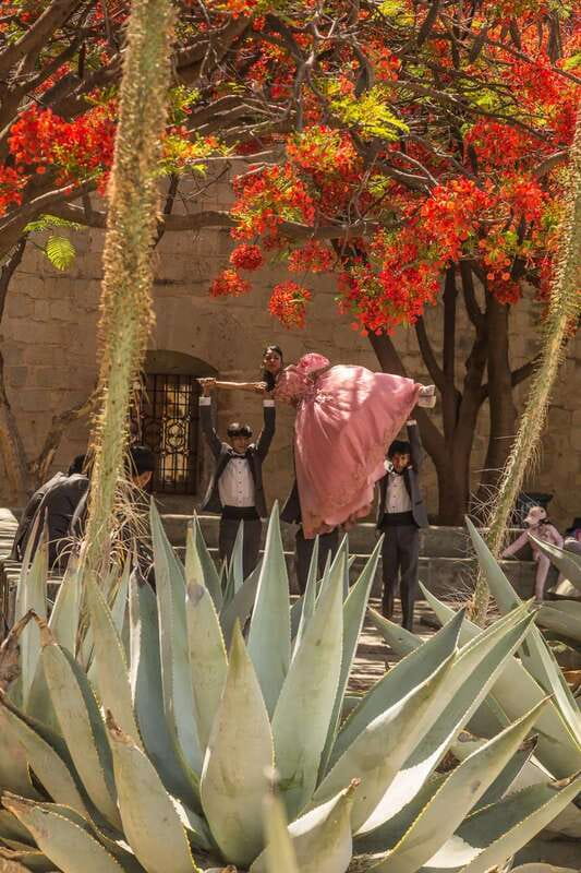 Oaxaca walking tour with a local photographer - What to bring for better photographs