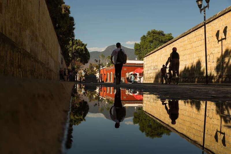 Oaxaca walking tour with a local photographer - Starting with coffee at El Volador