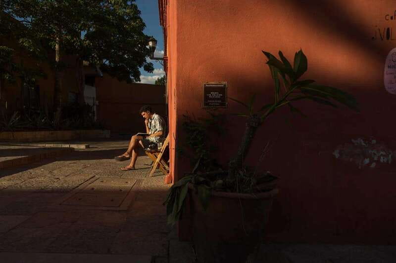 Oaxaca walking tour with a local photographer - What beginners can learn about manual mode