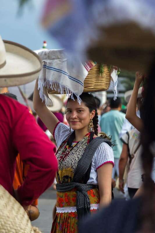 Oaxaca walking tour with a local photographer - A personal guide rather than a fixed group script