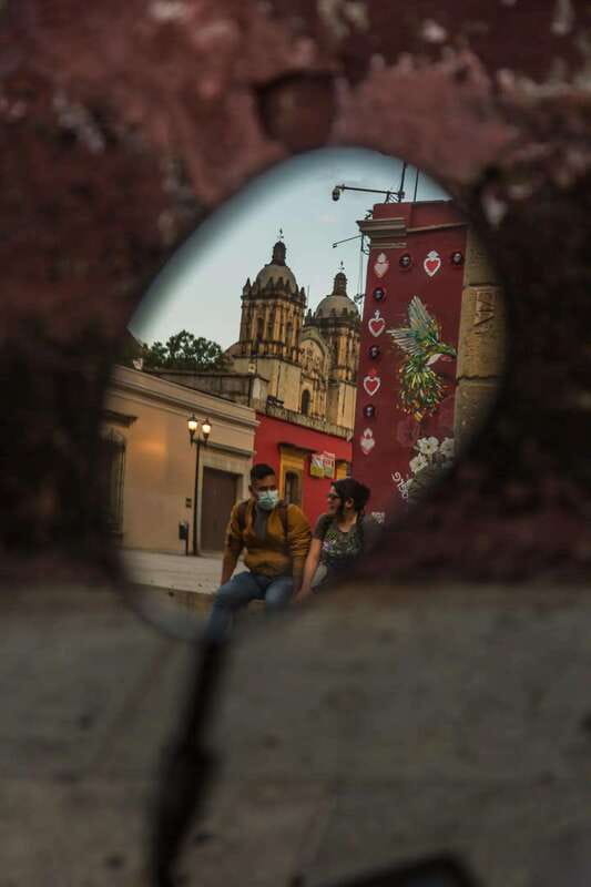 Oaxaca walking tour with a local photographer - Walking from Cruz de Piedra into central Oaxaca