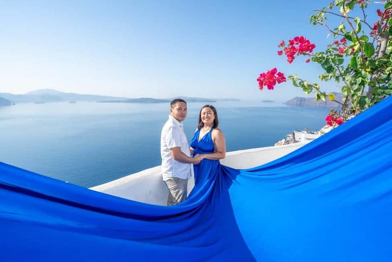 Oia: Santorini Photoshoot with Flying Dress Rental Option - Should You Book the Oia Photo Session?