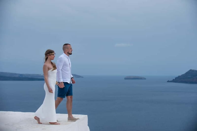 Oía: Santorini Professional Photoshoot with Edited Photos - Practical tips for a smoother shoot
