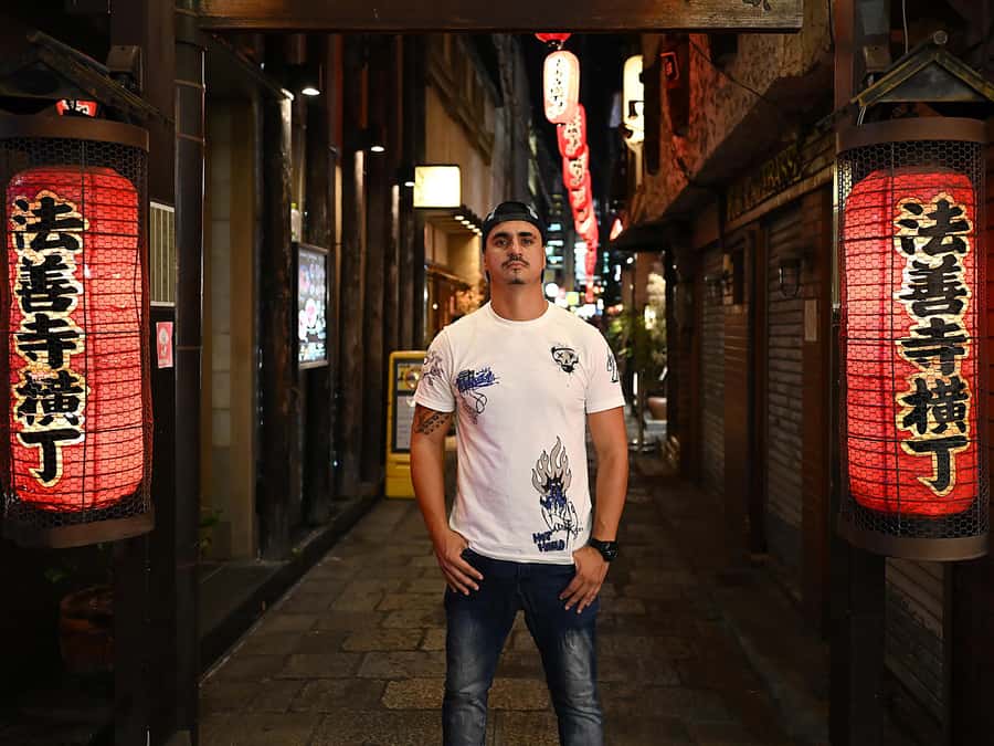 Osaka by Night and Day Photo shoot - Choosing your own locations and style