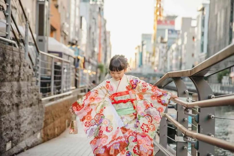 Osaka: Kimono or Yukata Rental &Photos Service Options - Exploring Osaka in traditional dress
