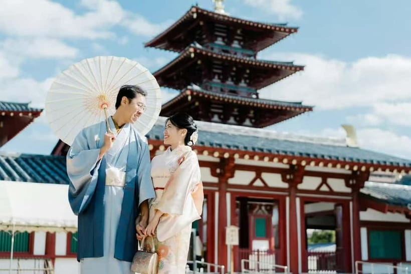 Osaka: Kimono or Yukata Rental &Photos Service Options - Getting dressed, one layer at a time