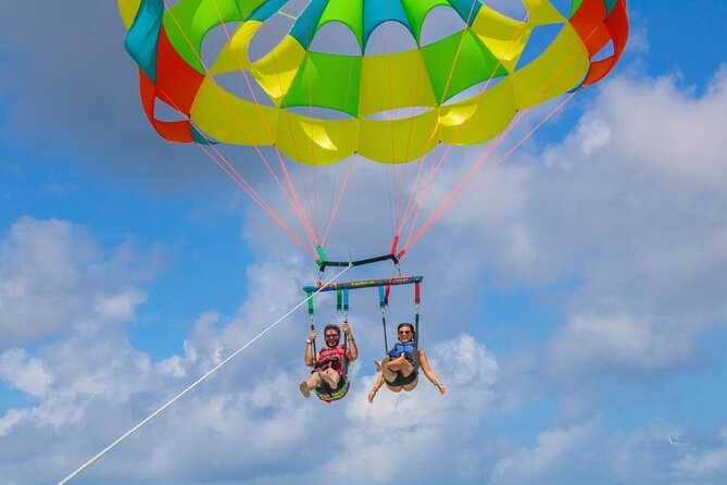 Parasailing and Photography Session Experience - Eight minutes above Aruba’s clear water