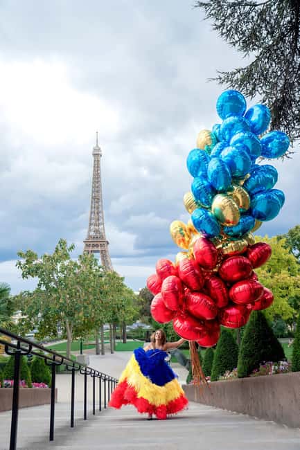 Paris: Eiffel Tower & Louvre Photoshoot (High End Edits) - The Seine and what a 90-minute session adds