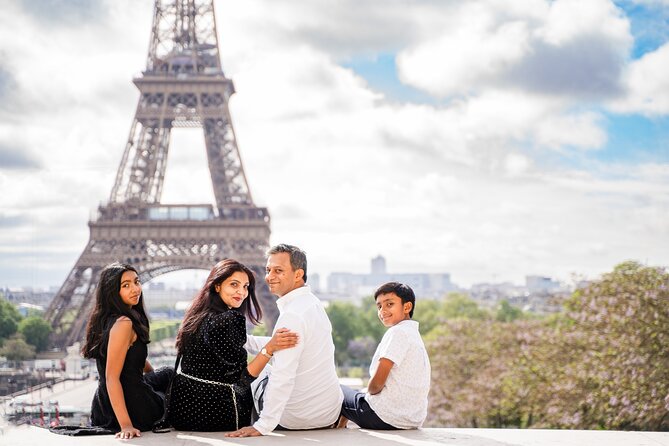 Paris: Eiffel Tower or Louvre Photoshoot - Best Spots - The photographers and their approach