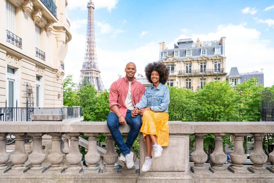 Paris: Eiffel Tower Photoshoot - What this Eiffel Tower photoshoot really gives you