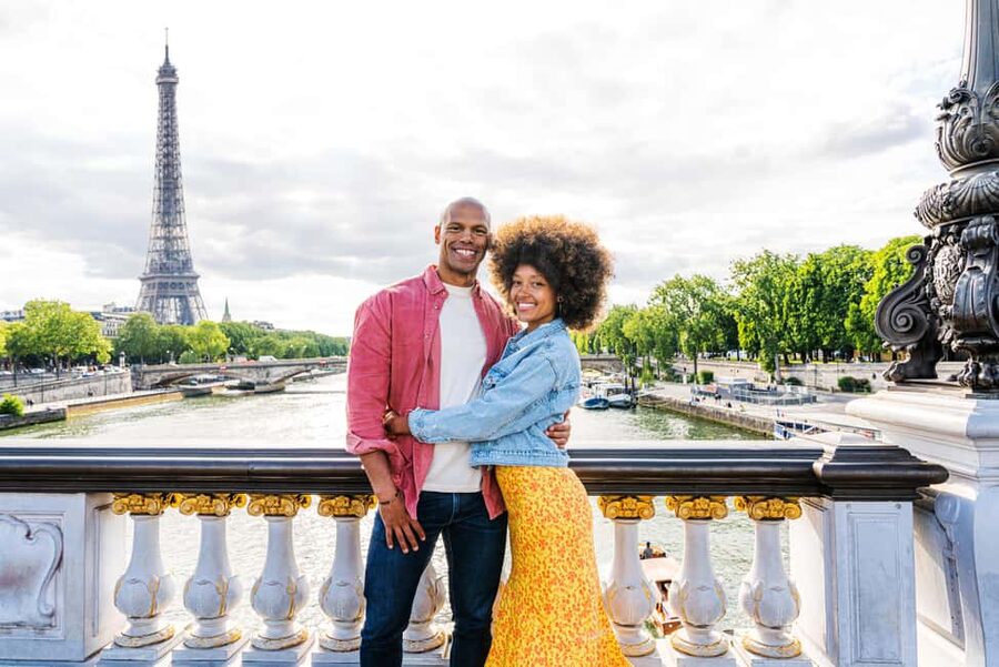 Paris: Eiffel Tower Photoshoot - Starting at Trocadéro, the best launch point for tower views