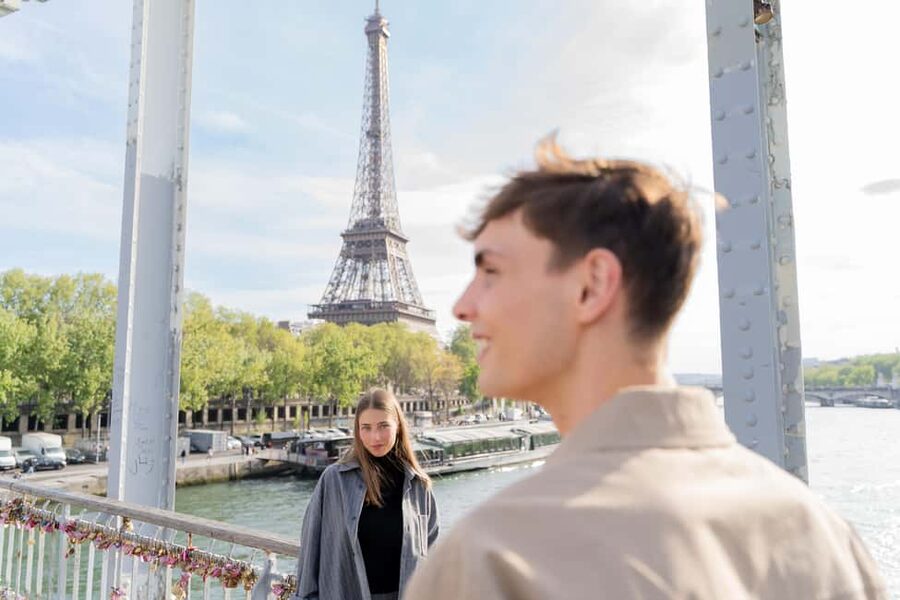 Paris: Eiffel Tower Premium Photoshoot - Editing, Selection, and the 48-Hour Wait