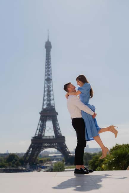 Paris: Eiffel Tower Private Photo Session - Should You Book the Eiffel Tower Photo Session?