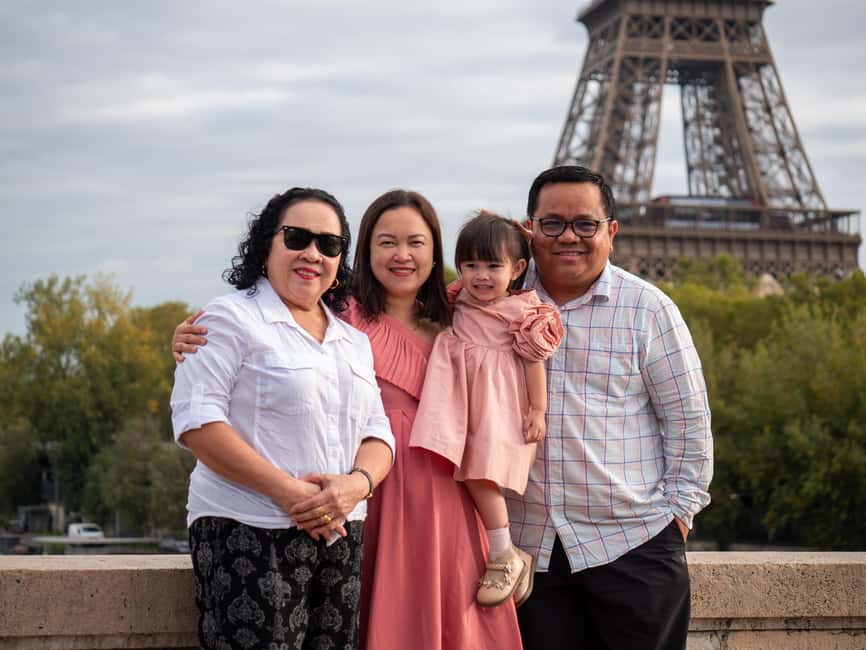 Paris: Eiffel Tower Private Photoshoot Experience - Should you book the Pont de Bir Hakeim photoshoot?
