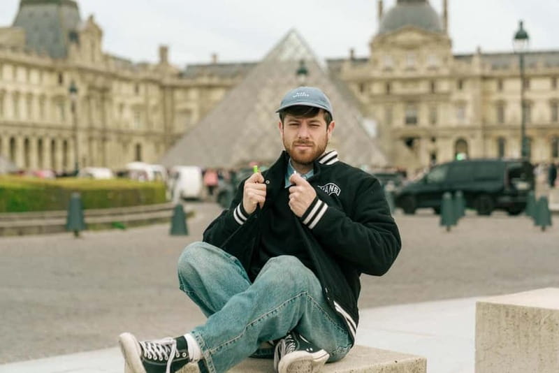 Paris: Eiffel Tower Vintage Photoshoot - How many photographs you receive