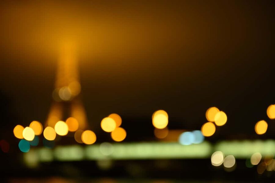 Paris: Experience the magic of Christmas on a walk with a pro photographer - Key points at a glance
